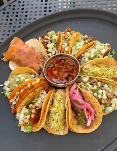 Rreal Tacos - Midtown