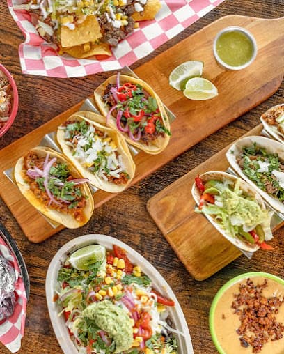 Hot Nachitas Taqueria