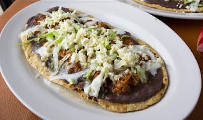 TACOS & GORDITAS MOME